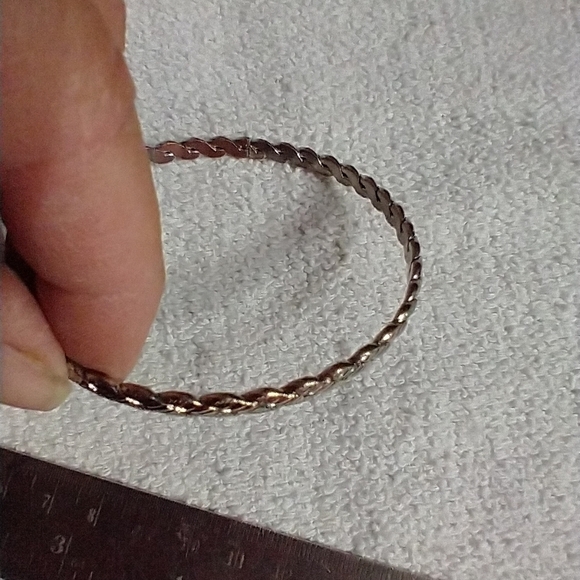 Silvertone decorative bangle bracelet - Picture 3 of 4